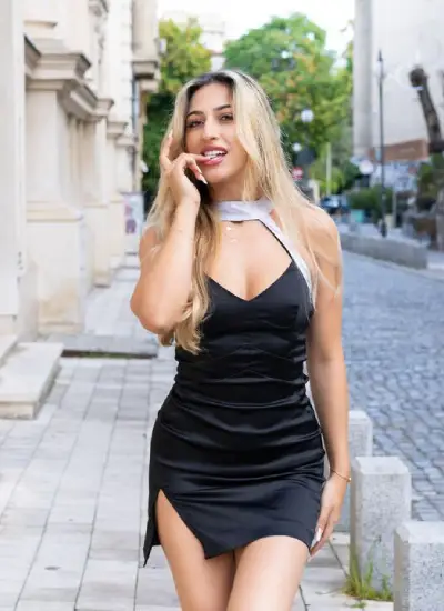 Liza Rusian escort in Aerocity